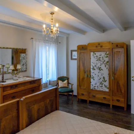 I Torretti Locazione Turistica, Ristorante, Lounge Bar ゲストハウス アーゾロ