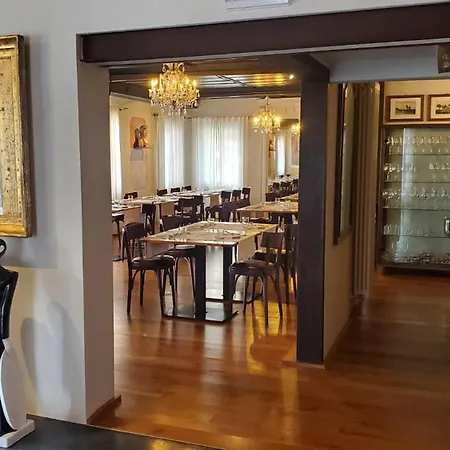 I Torretti Locazione Turistica, Ristorante, Lounge Bar بيت ضيافة *